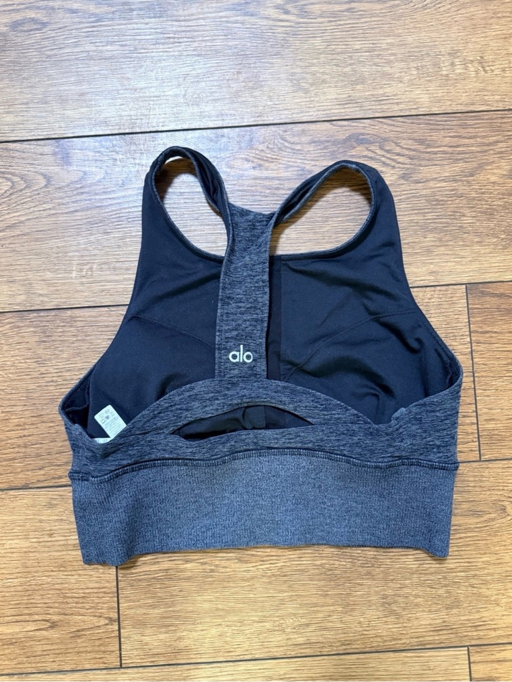 ALO Alosoft Serenity Bra - Picture 4 of 4